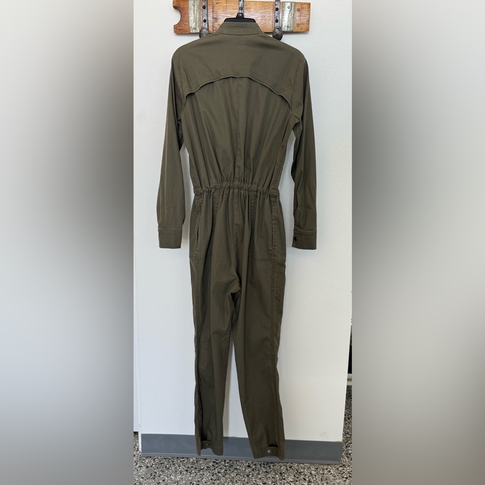 Athleta Cargo Summit Cargo Olive Green Jumpsuit (4) - Picture 7 of 12